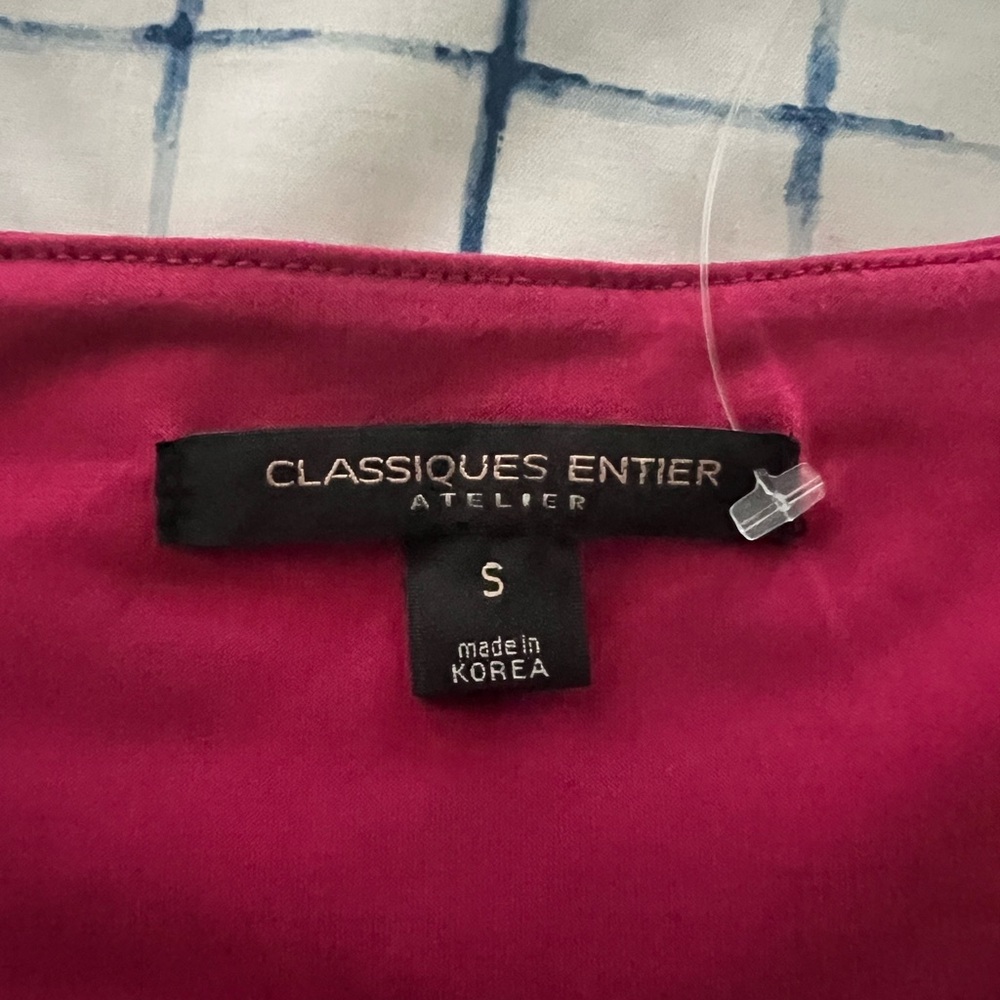 Used Women’s Elegant Red Ruched Top - Picture 4 of 10